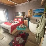 Le Doux Refuge ル・モンドール